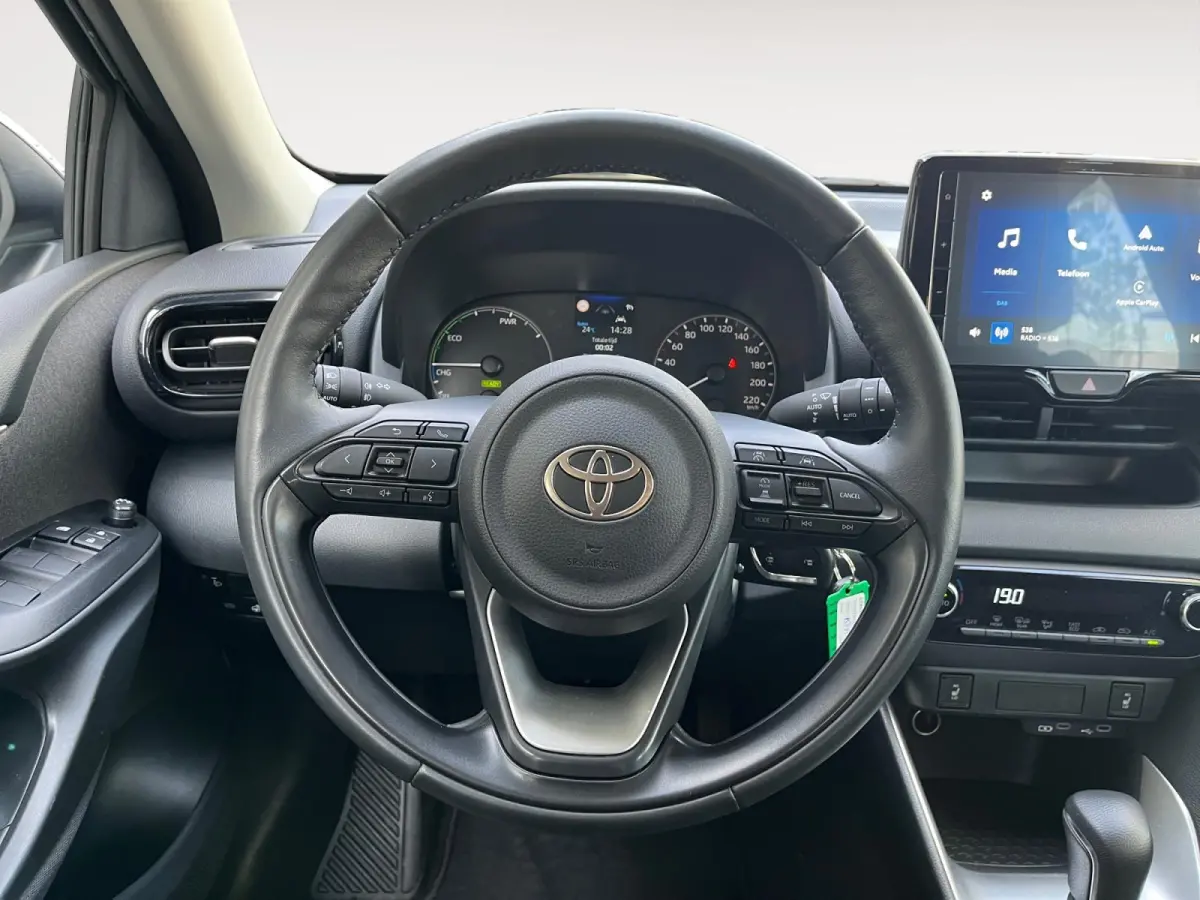 1.5 Hybrid 115 Active | Apple Carplay | Android Auto | Parkeercamera | Parkeersensoren | Stoelverwarming