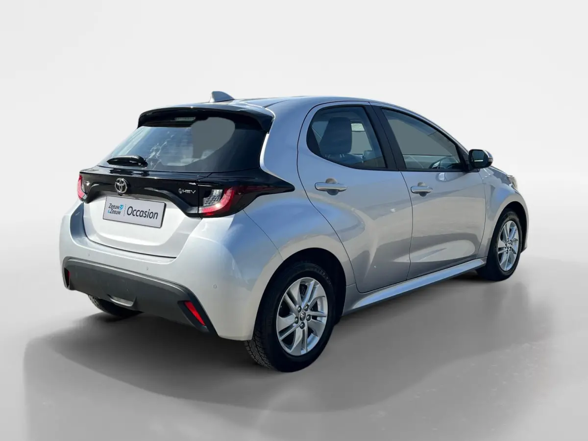 1.5 Hybrid 115 Active | Apple Carplay | Android Auto | Parkeercamera | Parkeersensoren | Stoelverwarming