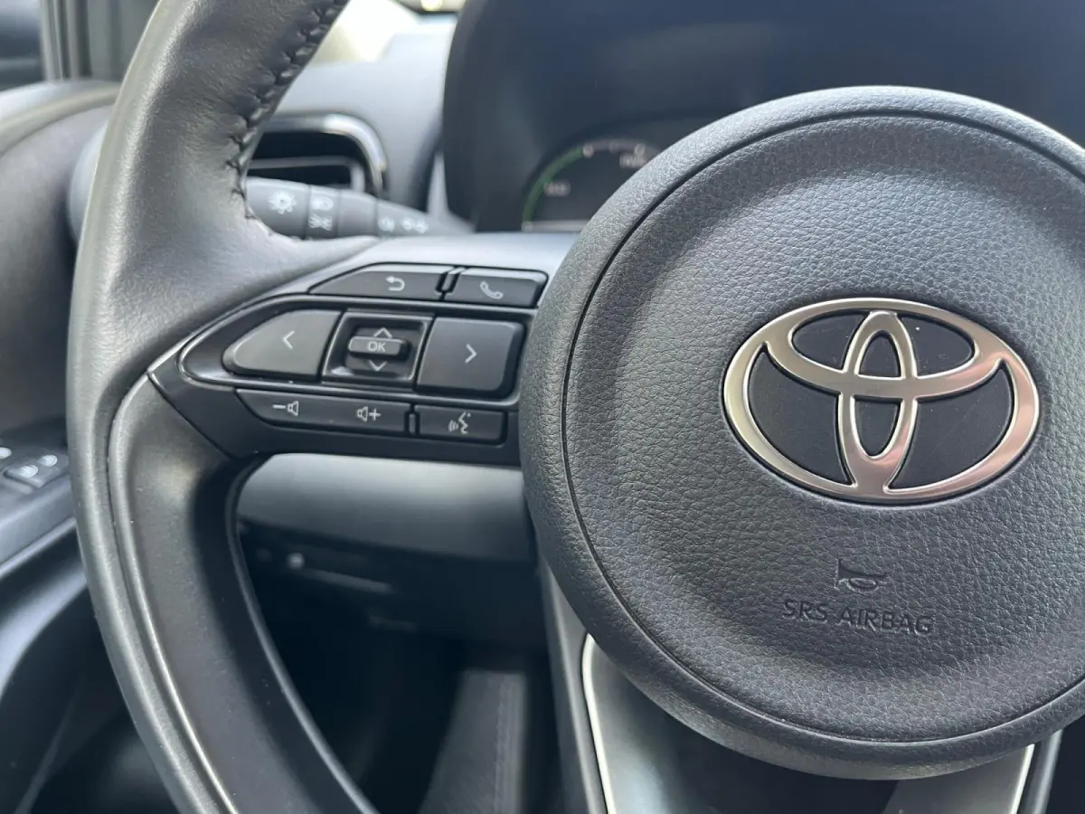 1.5 Hybrid 115 Active | Apple Carplay | Android Auto | Parkeercamera | Parkeersensoren | Stoelverwarming