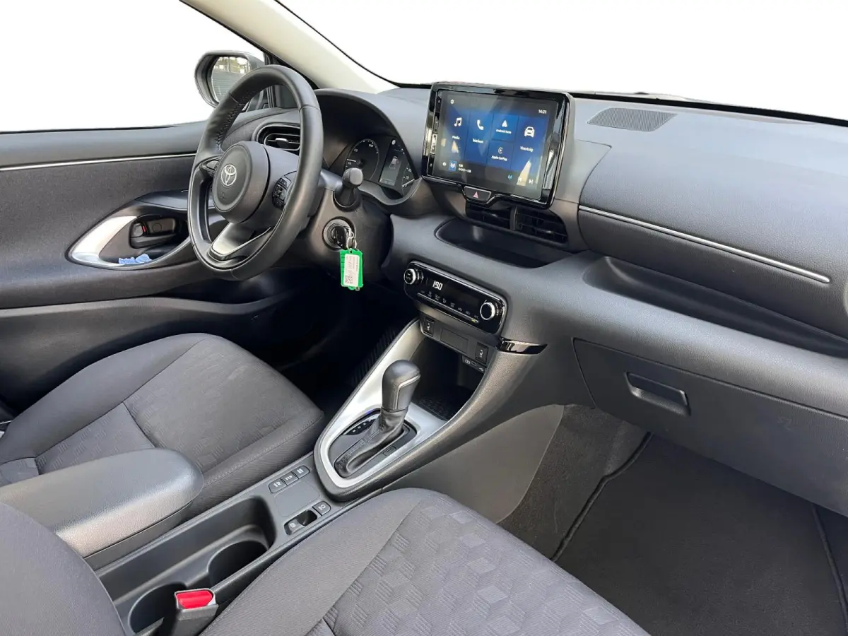 1.5 Hybrid 115 Active | Apple Carplay | Android Auto | Parkeercamera | Parkeersensoren | Stoelverwarming