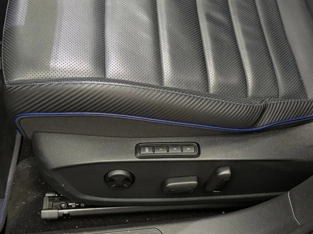 2.0 TSI R 4Motion CARBON Pakket Panorama H/K Memory leer
