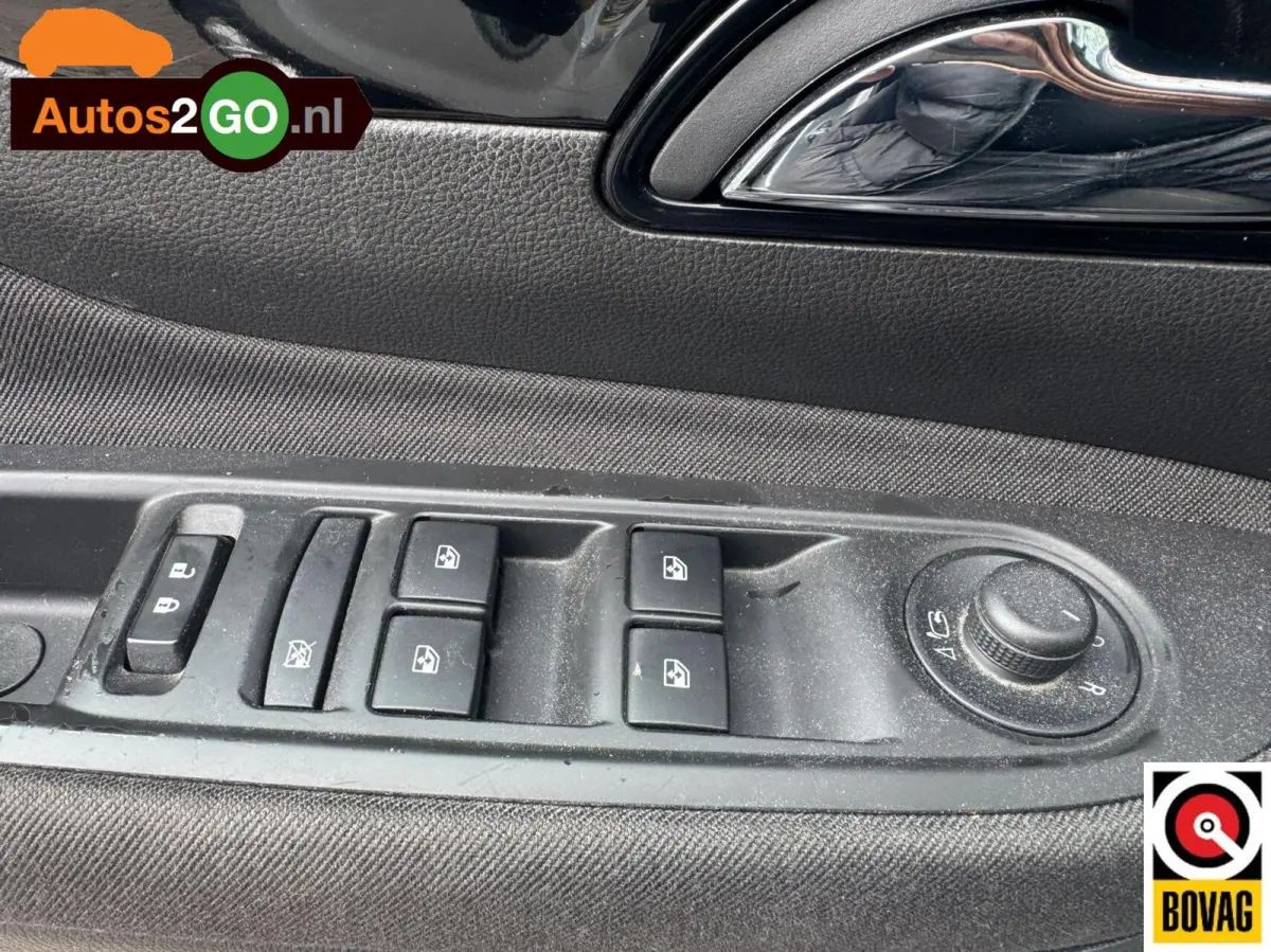 1.4 Turbo Online Edition I Cruise Controle I Navi I Parkeersensoren I AppleCarplay Android auto I verw. stoelen en stuur I trekhaak I rijklaar I