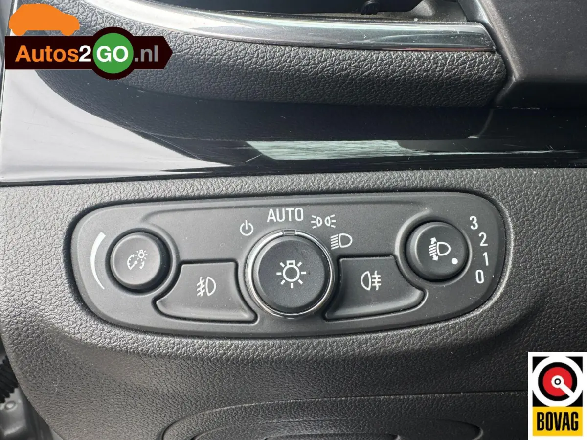 1.4 Turbo Online Edition I Cruise Controle I Navi I Parkeersensoren I AppleCarplay Android auto I verw. stoelen en stuur I trekhaak I rijklaar I