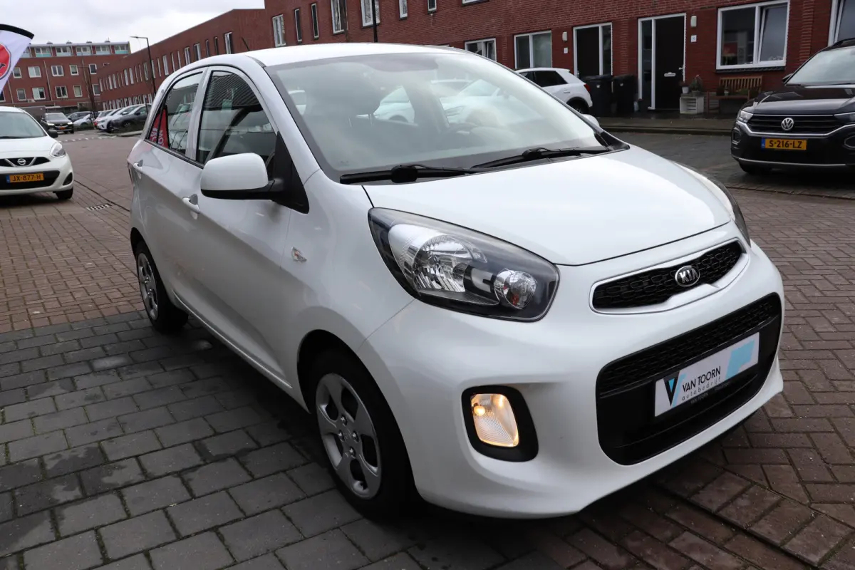 1.0 CVVT Summer Edition. Nette en zuinige auto!