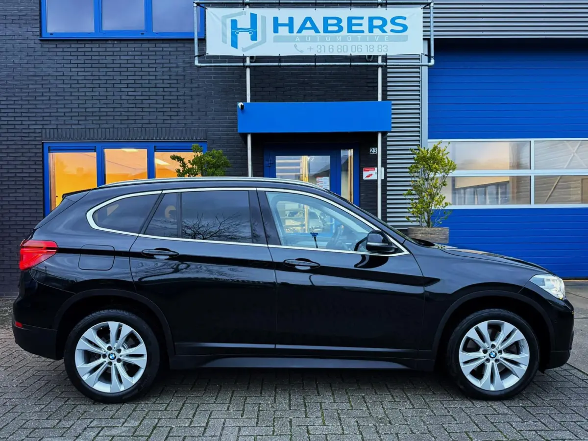 SDrive20i Executive 192PK|Origineel NL|Navi|AUT|Sportstoelen Leder|PANO|Cruise Control|Full Led|SfeerVL|StoelVW|PDC|Isofix
