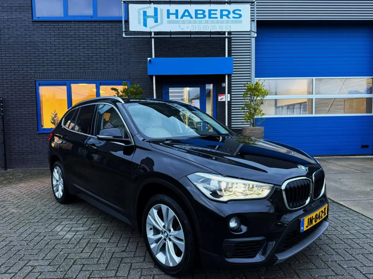 SDrive20i Executive 192PK|Origineel NL|Navi|AUT|Sportstoelen Leder|PANO|Cruise Control|Full Led|SfeerVL|StoelVW|PDC|Isofix