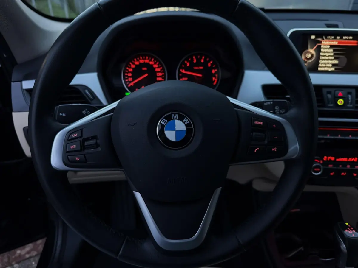 SDrive20i Executive 192PK|Origineel NL|Navi|AUT|Sportstoelen Leder|PANO|Cruise Control|Full Led|SfeerVL|StoelVW|PDC|Isofix