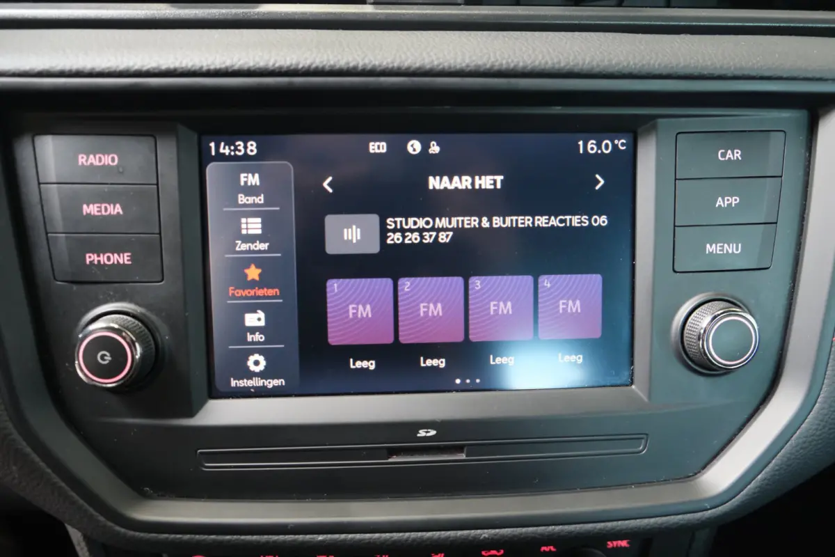 1.0 TSI FR - N.A.P. Airco, Cruise, PDC, Carplay.