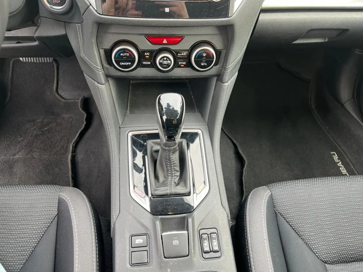 1.6i 4WD Pure