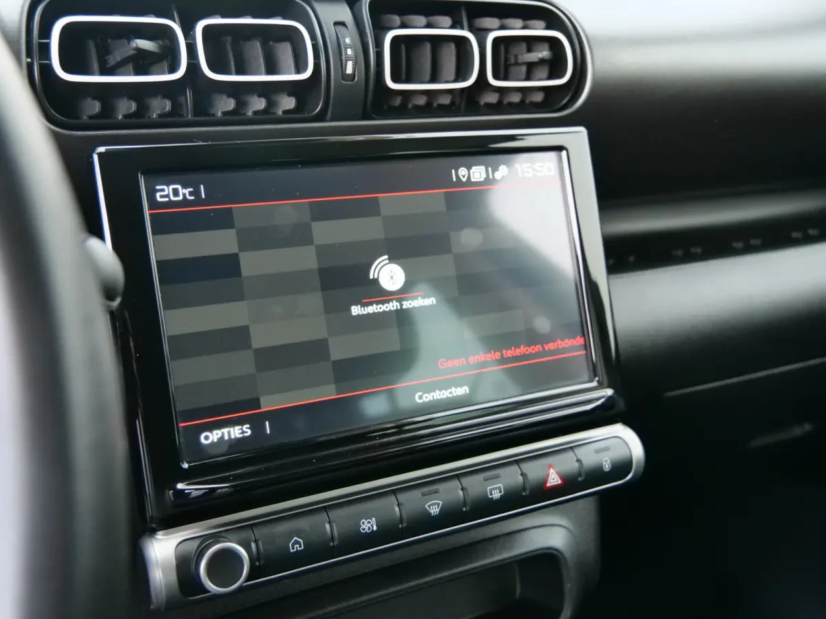 1.2 PureTech Plus 111 Pk Navigate / DAB / Apple Carplay / PDC