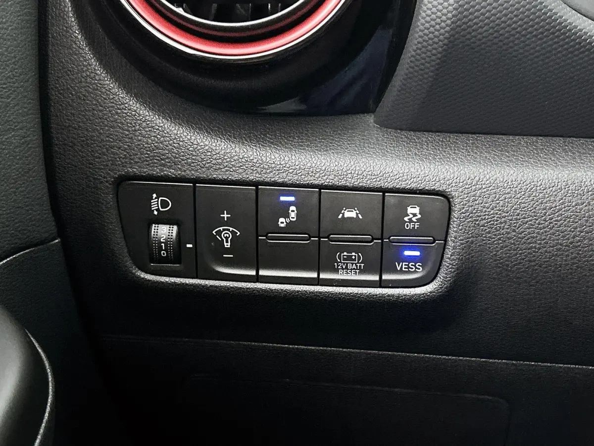 1.6 GDI HEV Premium 105 PK | Automaat | Achteruitrij Camera | Climate Control | Cruise Control | Apple Carplay | Android Auto | Lichtmetalen Velgen |