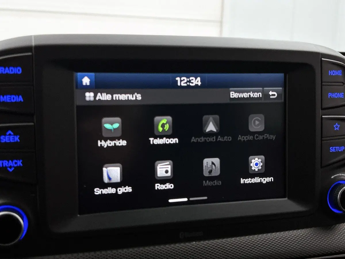 1.6 GDI HEV Premium 105 PK | Automaat | Achteruitrij Camera | Climate Control | Cruise Control | Apple Carplay | Android Auto | Lichtmetalen Velgen |
