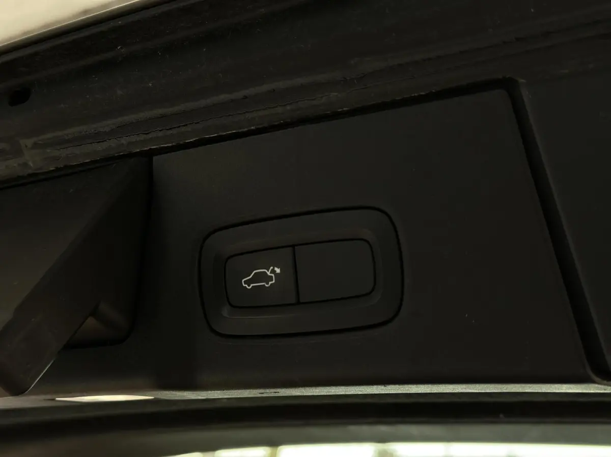2.0 T4 Leer, Memory, Auto Pilot, ACC, Carplay, LM..