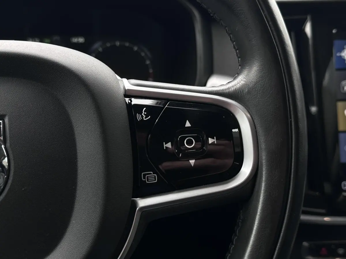 2.0 T4 Leer, Memory, Auto Pilot, ACC, Carplay, LM..