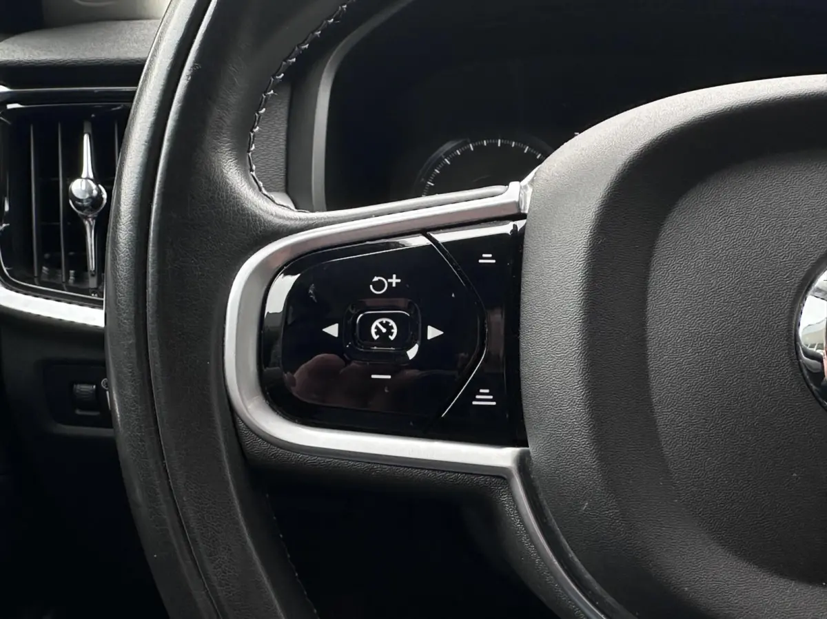 2.0 T4 Leer, Memory, Auto Pilot, ACC, Carplay, LM..