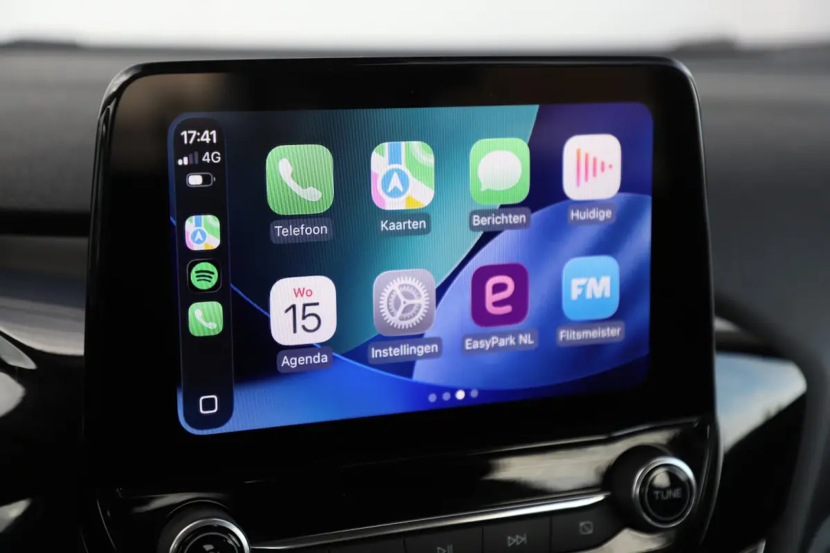 1.0 EcoBoost Connected 101PK Trekhaak Navigatie Airco Cruise Control Carplay Android LED