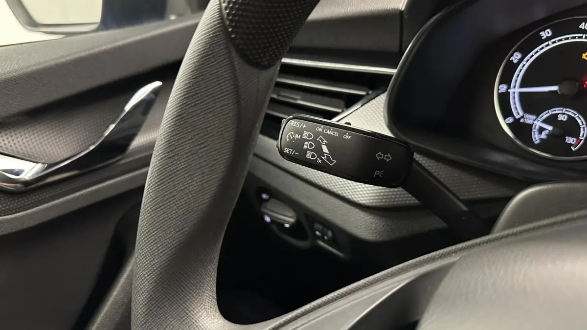 1.0 TSI Active DAB CRUISE 68000 KM.