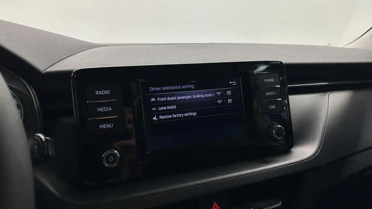 1.0 TSI Active DAB CRUISE 68000 KM.