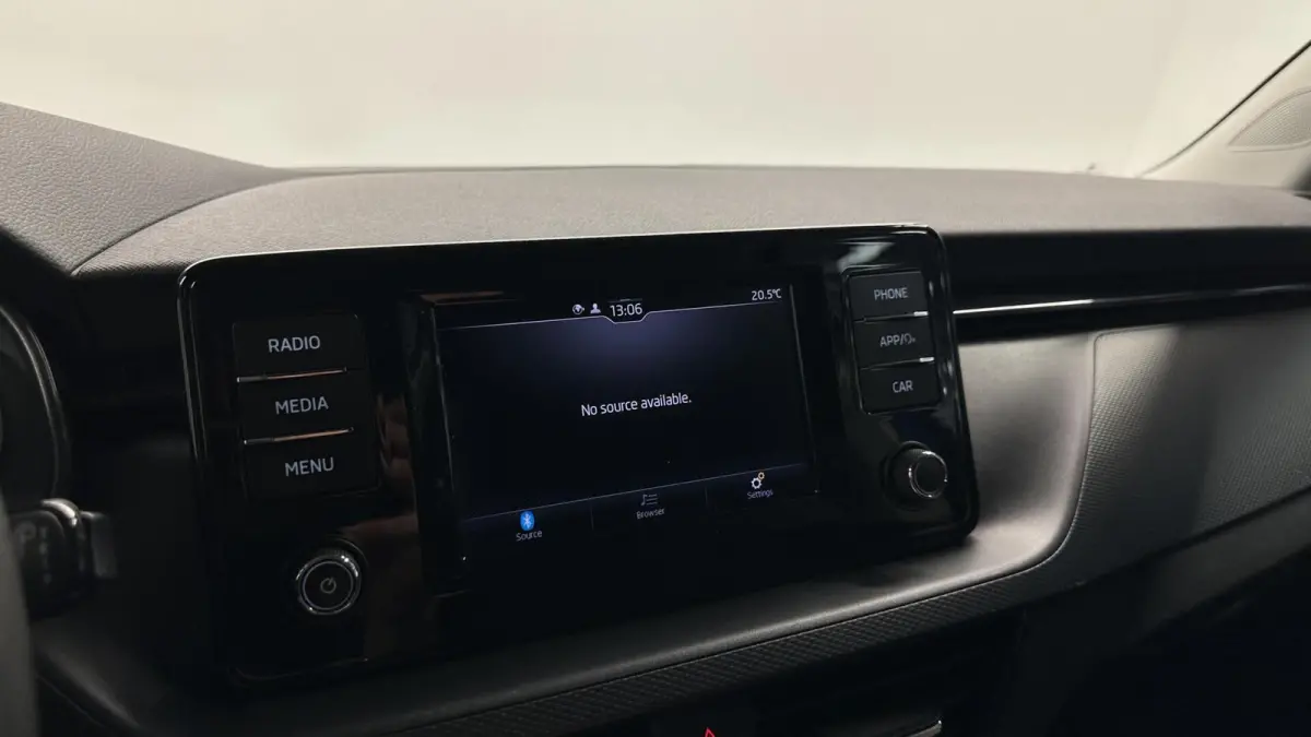 1.0 TSI Active DAB CRUISE 68000 KM.
