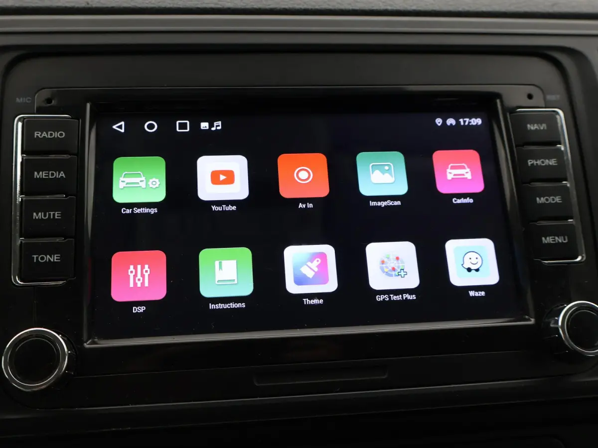 2.0 TDI L2H1 5-PERS DUBBEL CABINE EURO 6 | APPLE CARPLAY | TREKHAAK 2200 KG | CAMERA