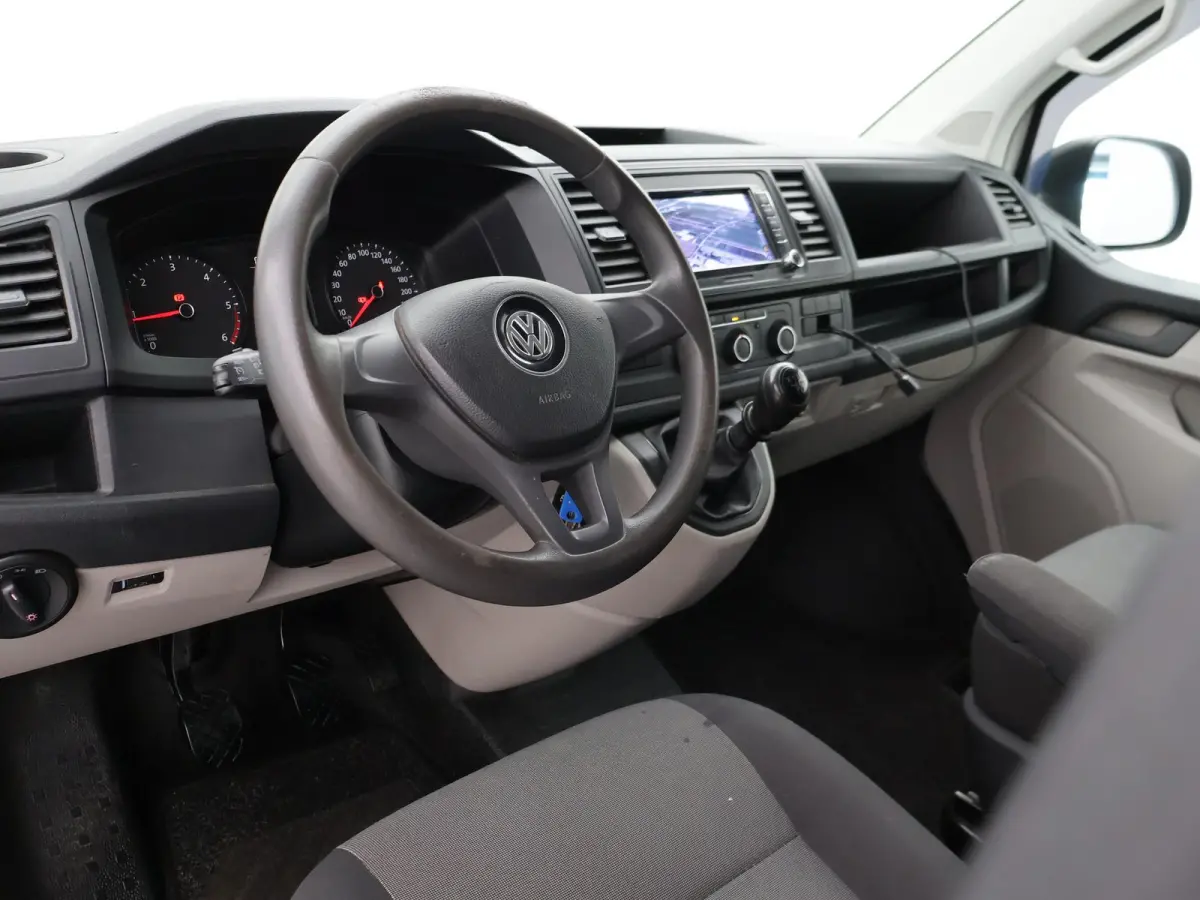 2.0 TDI L2H1 5-PERS DUBBEL CABINE EURO 6 | APPLE CARPLAY | TREKHAAK 2200 KG | CAMERA
