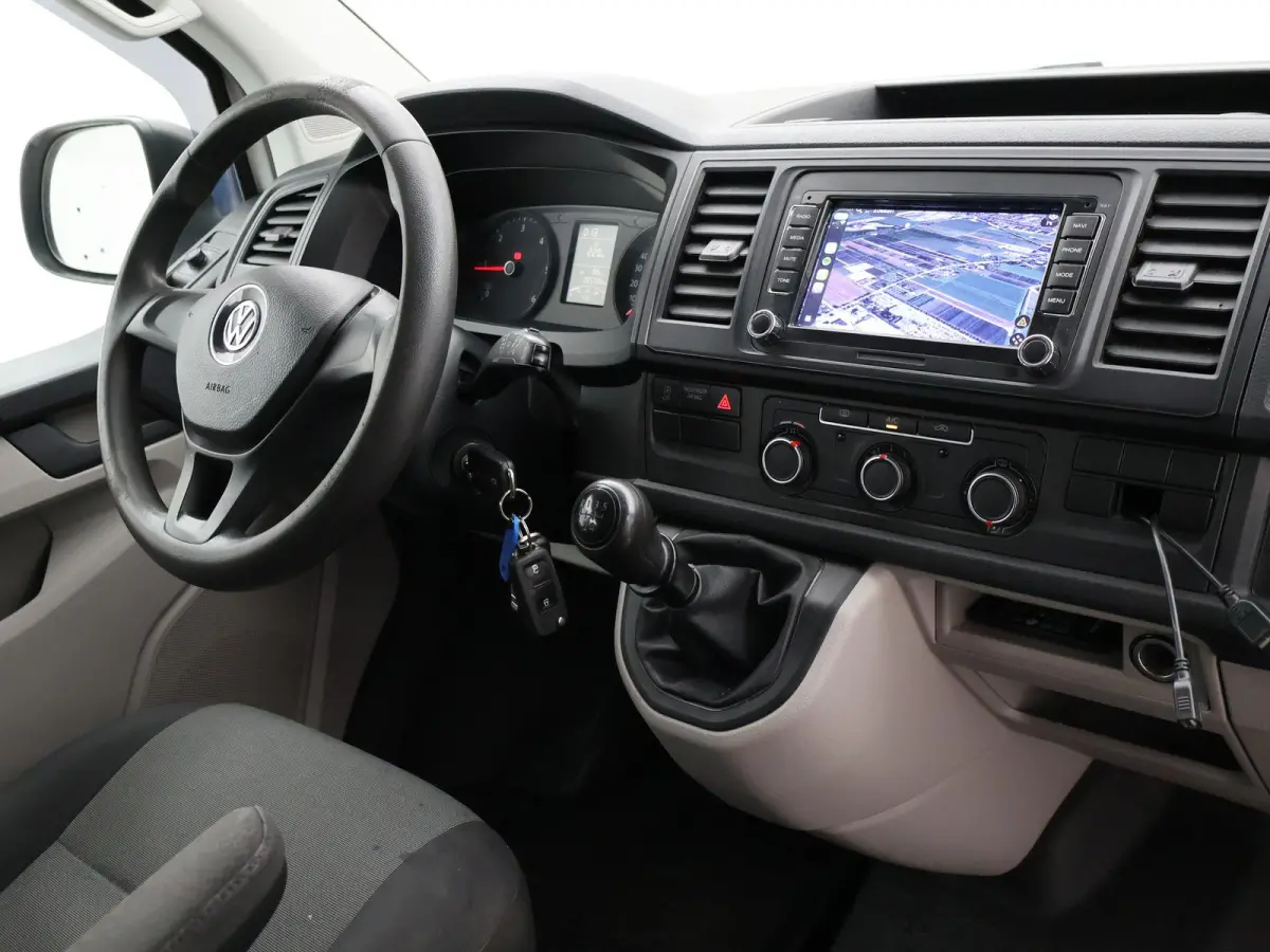2.0 TDI L2H1 5-PERS DUBBEL CABINE EURO 6 | APPLE CARPLAY | TREKHAAK 2200 KG | CAMERA