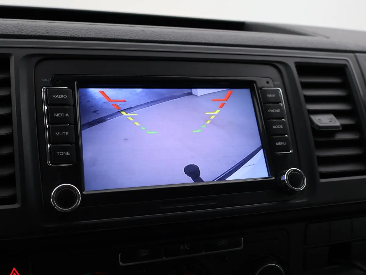 2.0 TDI L2H1 5-PERS DUBBEL CABINE EURO 6 | APPLE CARPLAY | TREKHAAK 2200 KG | CAMERA