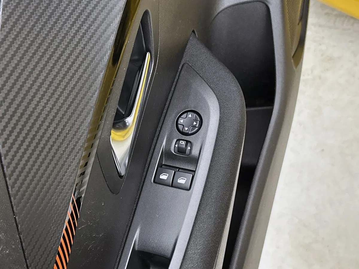 1.2 Active 75pk | 1ste Eigenaar | Apple Carplay/Android auto | Airco | Cruise Control |