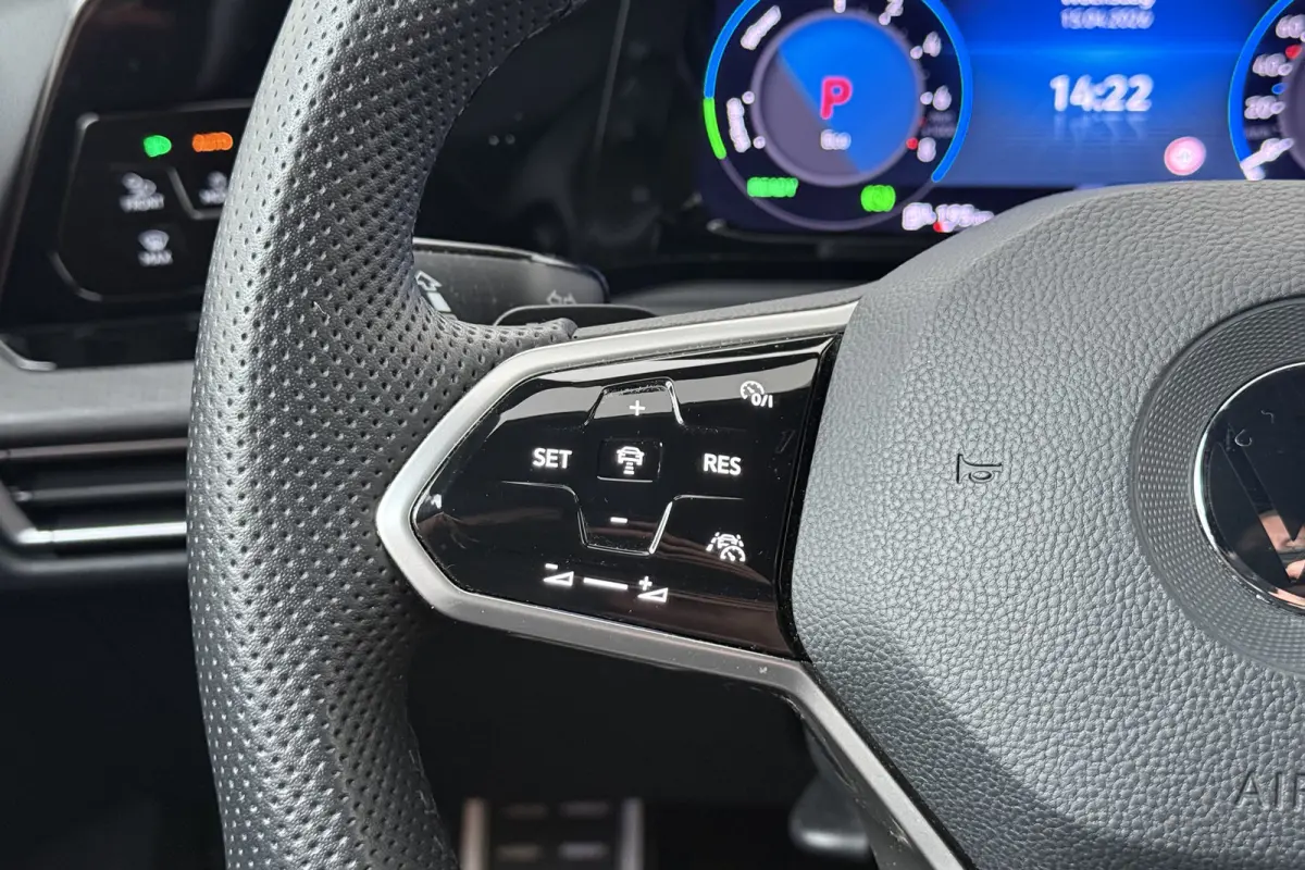 1.4 245 PK eHybrid GTE Carplay Adapt. Cruise Sfeerverlichting