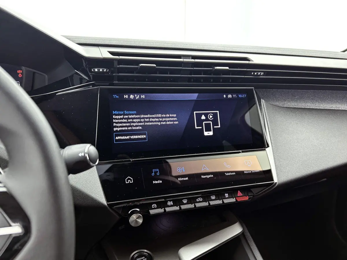 1.6 HYbrid Allure Pack 225pk Automaat | 8 JAAR GARANTIE | 360 Camera | Navigatie | Adaptieve Cruise Control | Stoelverwarming | Full-LED | Keyless Entry/Start | 19"LMV | Apple Carplay/Androi
