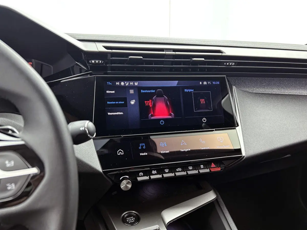 1.6 HYbrid Allure Pack 225pk Automaat | 8 JAAR GARANTIE | 360 Camera | Navigatie | Adaptieve Cruise Control | Stoelverwarming | Full-LED | Keyless Entry/Start | 19"LMV | Apple Carplay/Androi