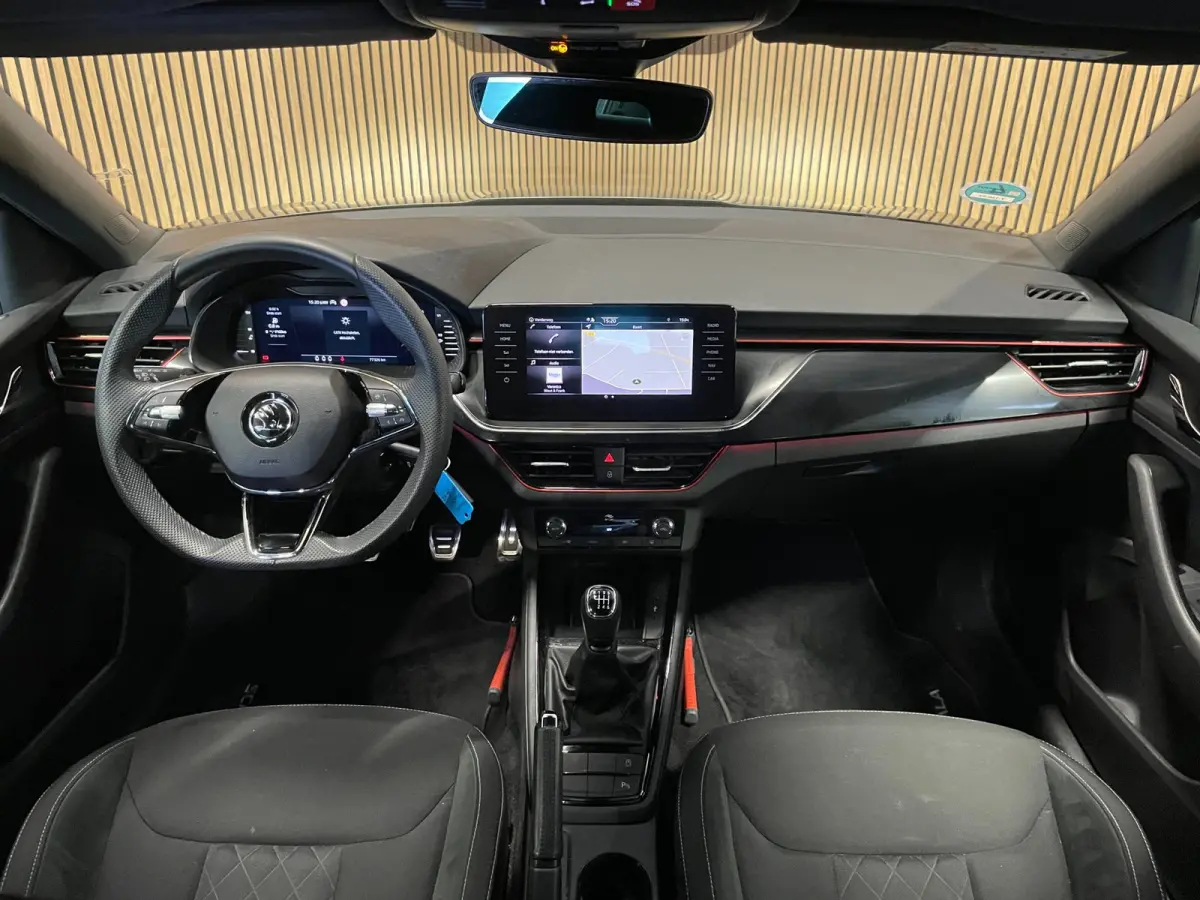 1.0 TSI Sport Business|KUIPSTOELEN|ANDROID AUTO/APPLE CARPLAY|CLIMATE+CRUISE CONTROL|PDC|LMV|NAP|NL-AUTO|1e EIGENAAR|