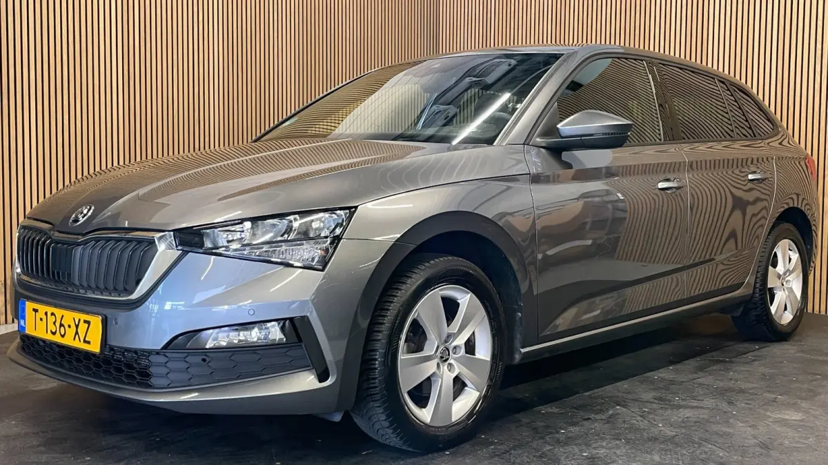 1.0 TSI Sport Business|KUIPSTOELEN|ANDROID AUTO/APPLE CARPLAY|CLIMATE+CRUISE CONTROL|PDC|LMV|NAP|NL-AUTO|1e EIGENAAR|