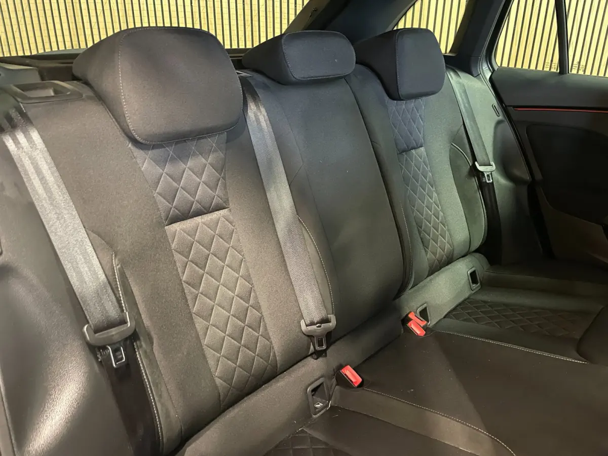 1.0 TSI Sport Business|KUIPSTOELEN|ANDROID AUTO/APPLE CARPLAY|CLIMATE+CRUISE CONTROL|PDC|LMV|NAP|NL-AUTO|1e EIGENAAR|