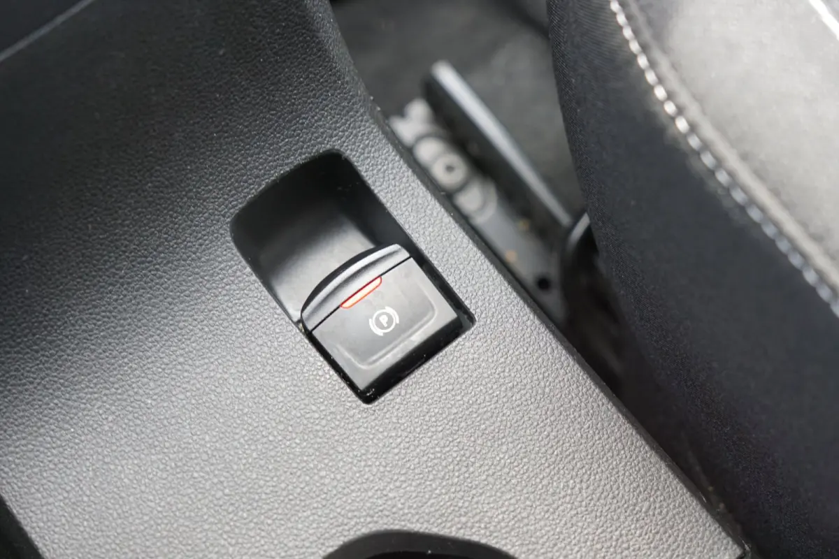 1.0 TCe Extreme 7p. | \ | Camera/Carplay/Stoelverwarming/LMV/Cruise - Ruimtewonder!