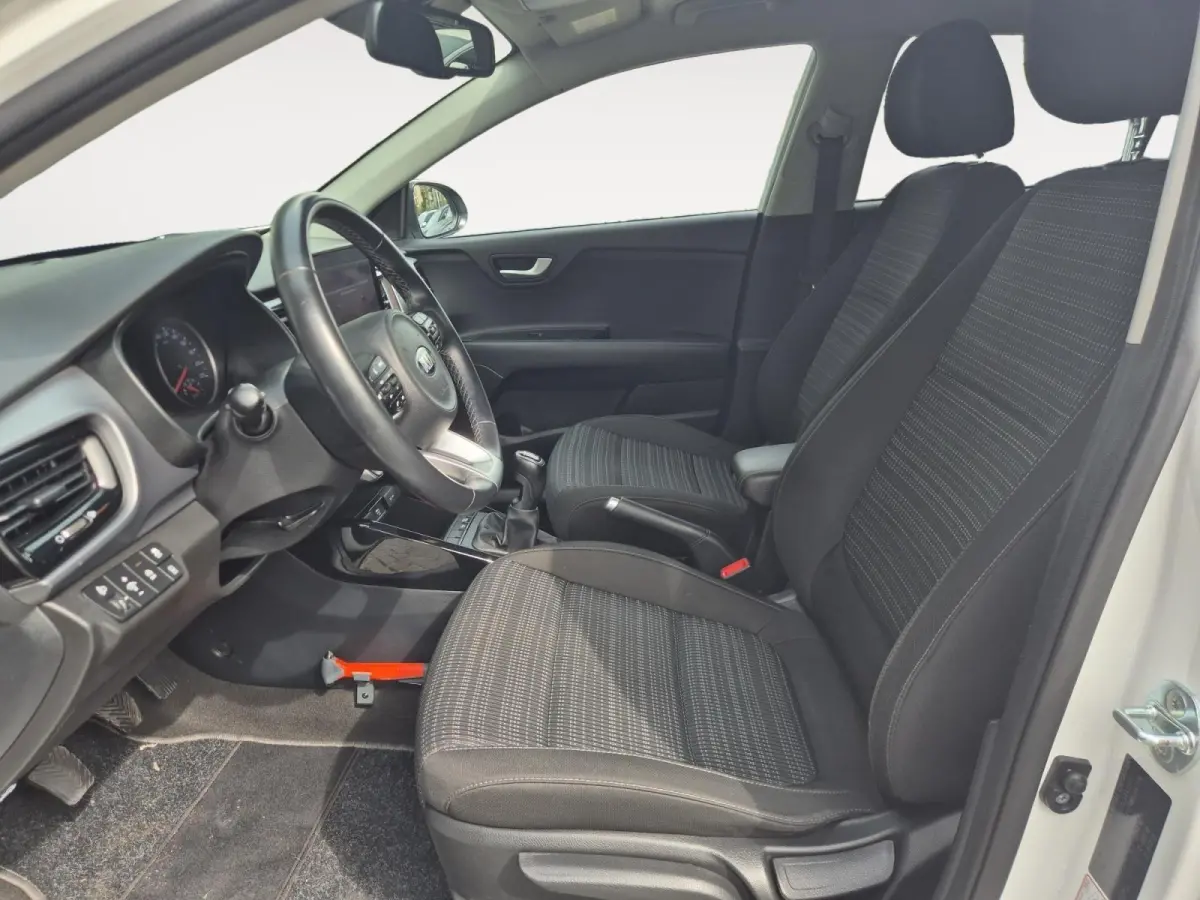 1.0 T-GDi MHEV DynamicPlusLine | Airco | Navi | Camera | LM Velgen | Privacy Glass |
