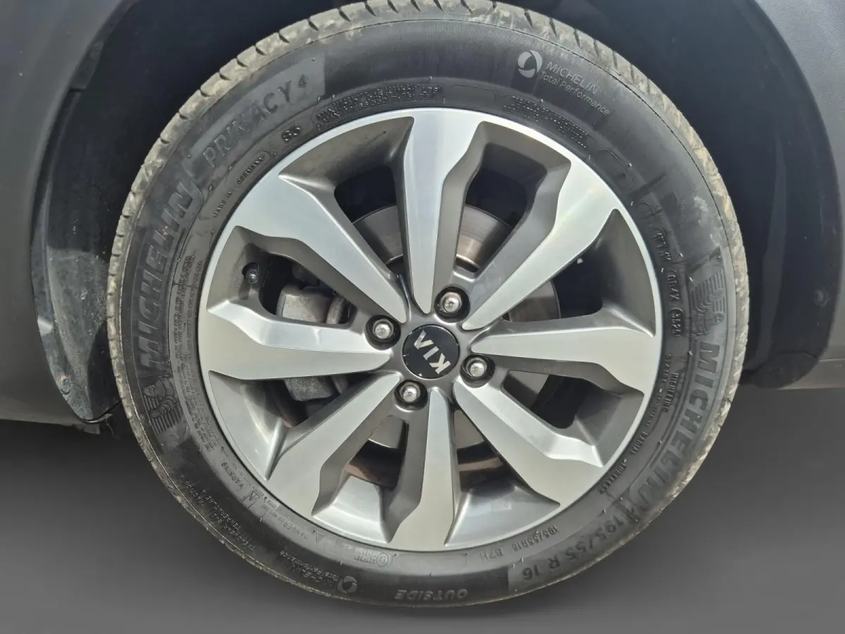 1.0 T-GDi MHEV DynamicPlusLine | Airco | Navi | Camera | LM Velgen | Privacy Glass |