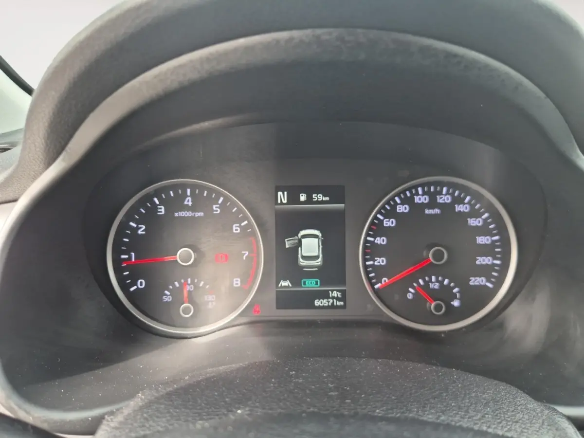 1.0 T-GDi MHEV DynamicPlusLine | Airco | Navi | Camera | LM Velgen | Privacy Glass |
