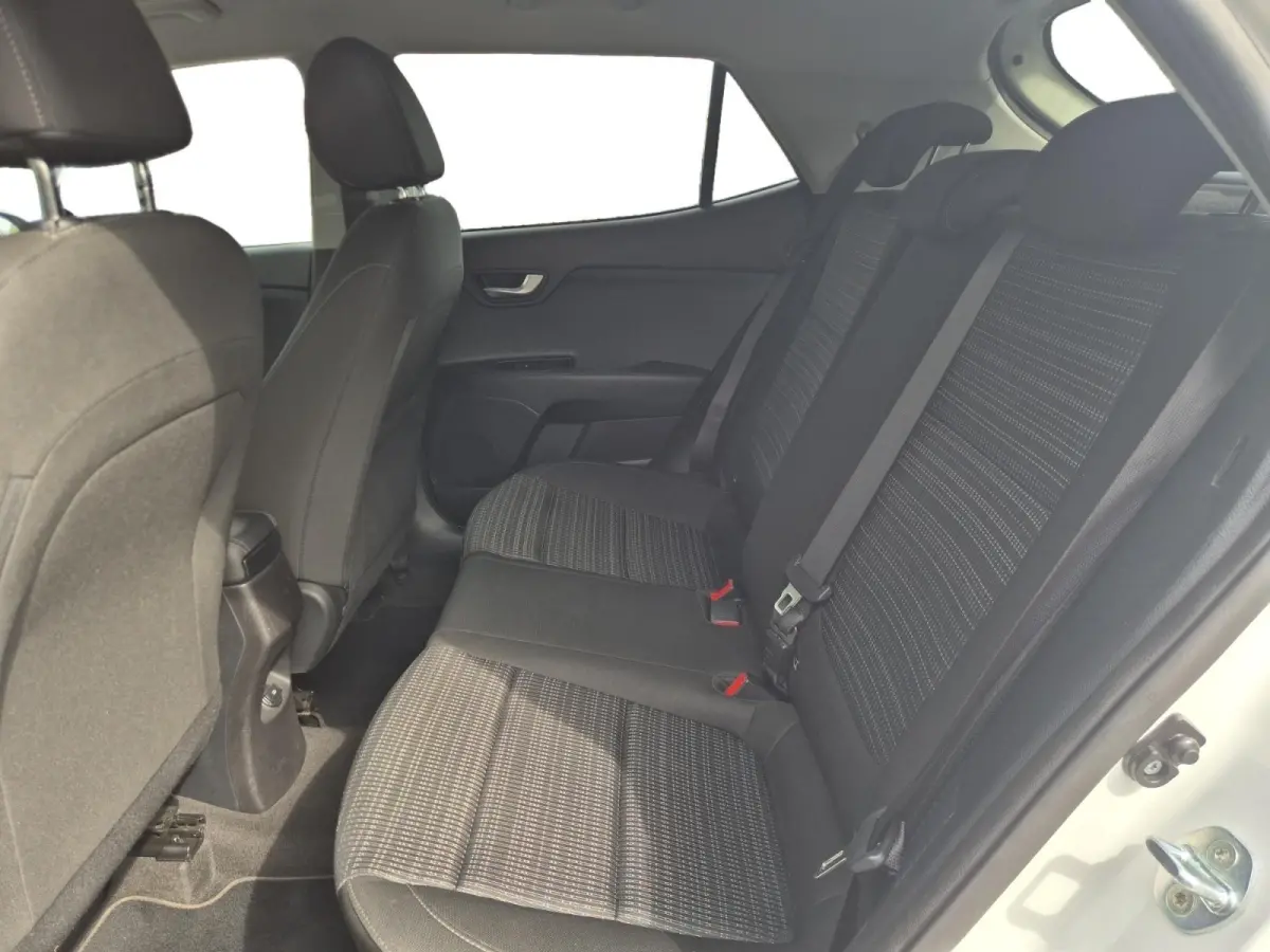 1.0 T-GDi MHEV DynamicPlusLine | Airco | Navi | Camera | LM Velgen | Privacy Glass |