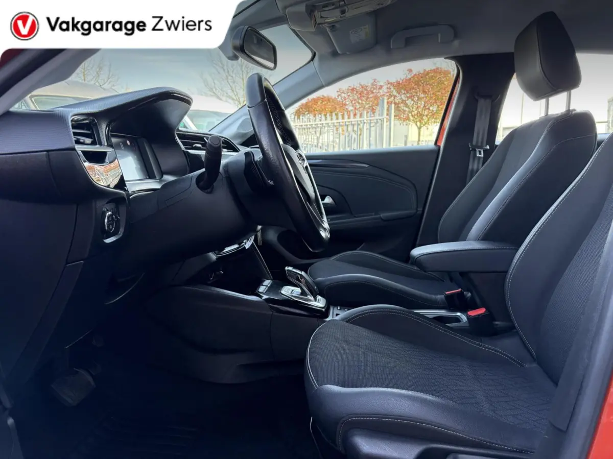 1.2 Elegance Automaat Apple Carplay