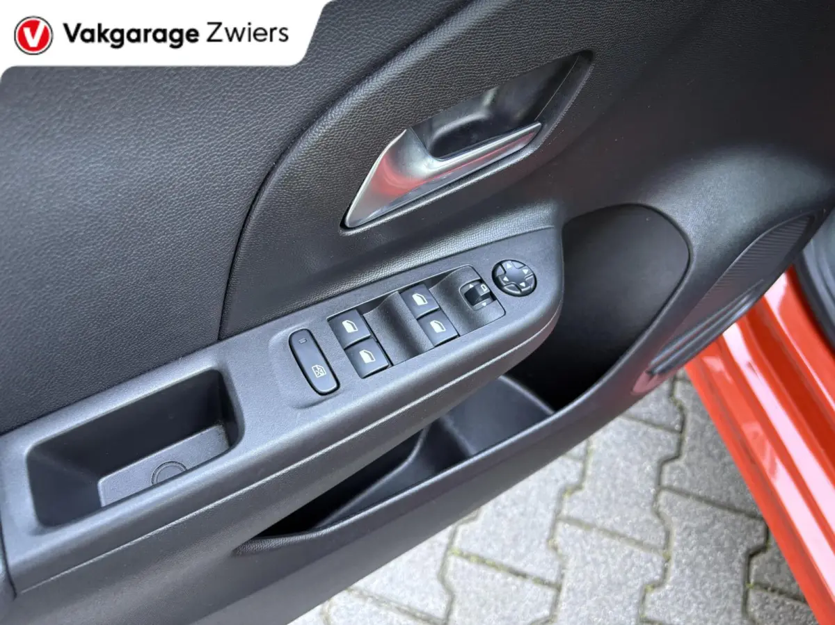1.2 Elegance Automaat Apple Carplay