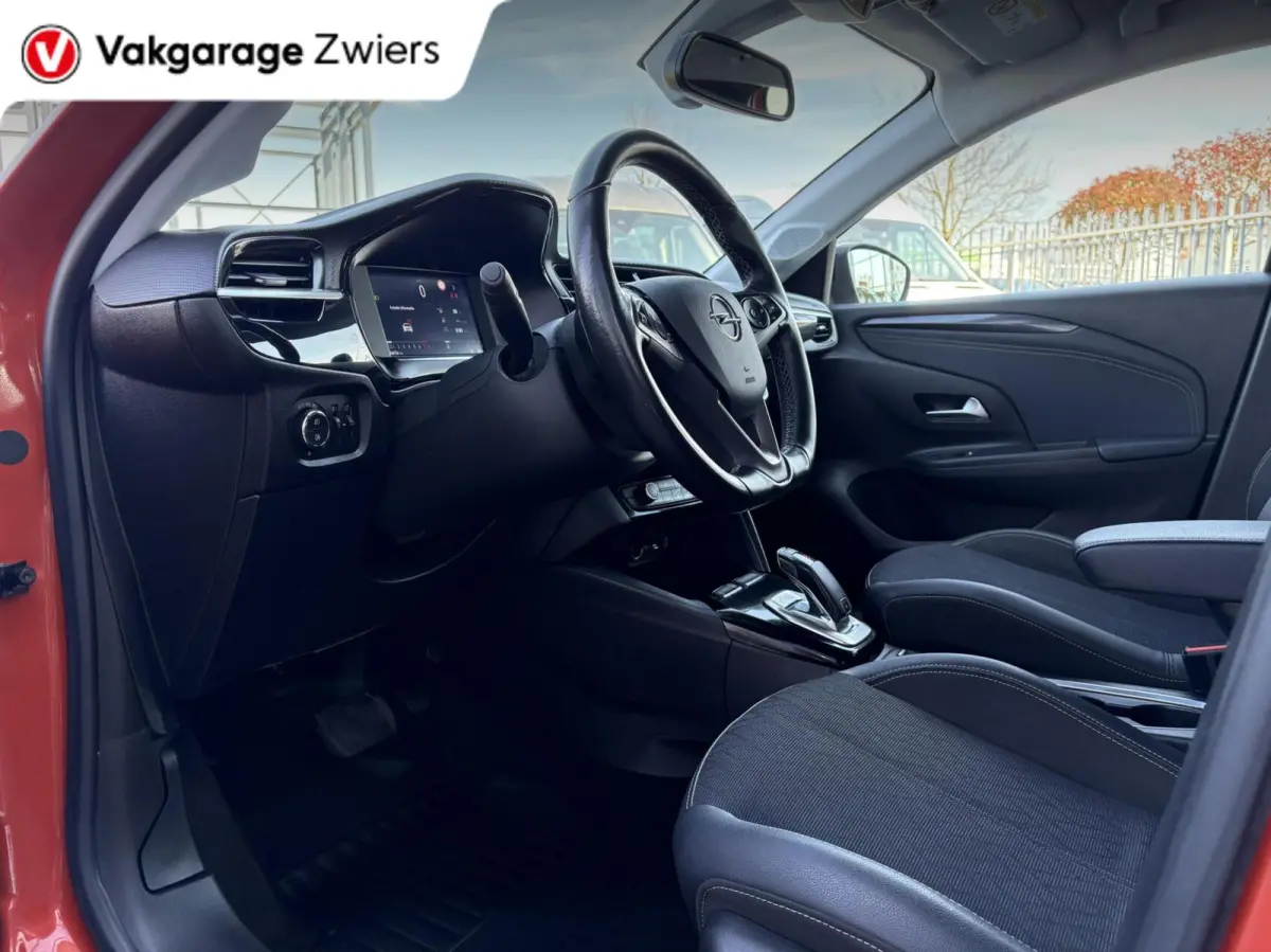 1.2 Elegance Automaat Apple Carplay