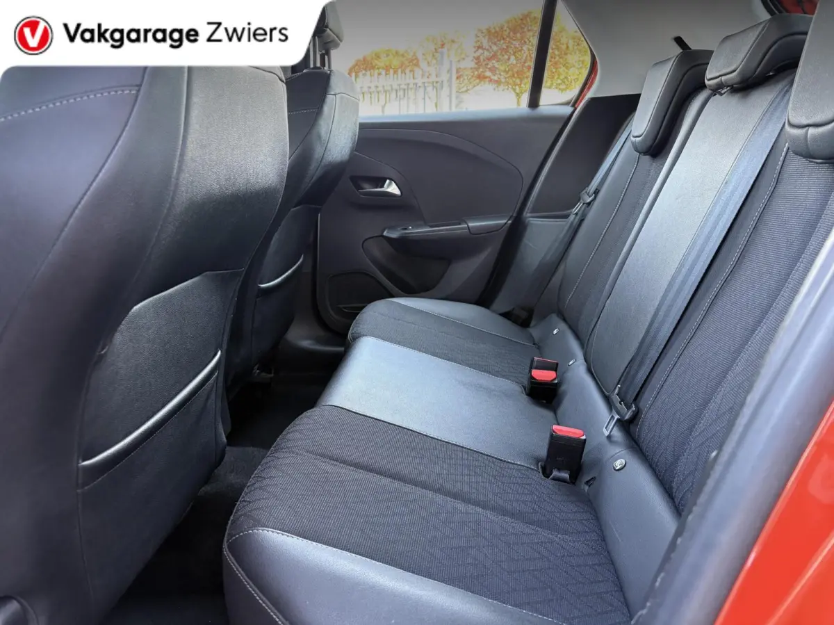 1.2 Elegance Automaat Apple Carplay