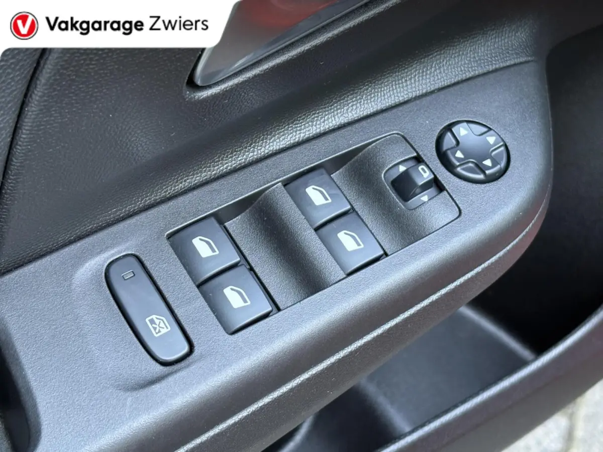 1.2 Elegance Automaat Apple Carplay