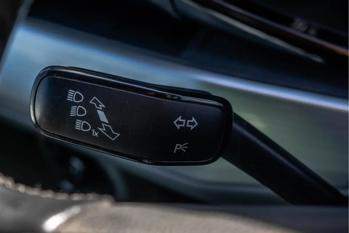 T6.1 2.0 TDI BULLI | L1H1 | 150PK | LED | Automaat | Camera | Carplay | PDC | Trekhaak
