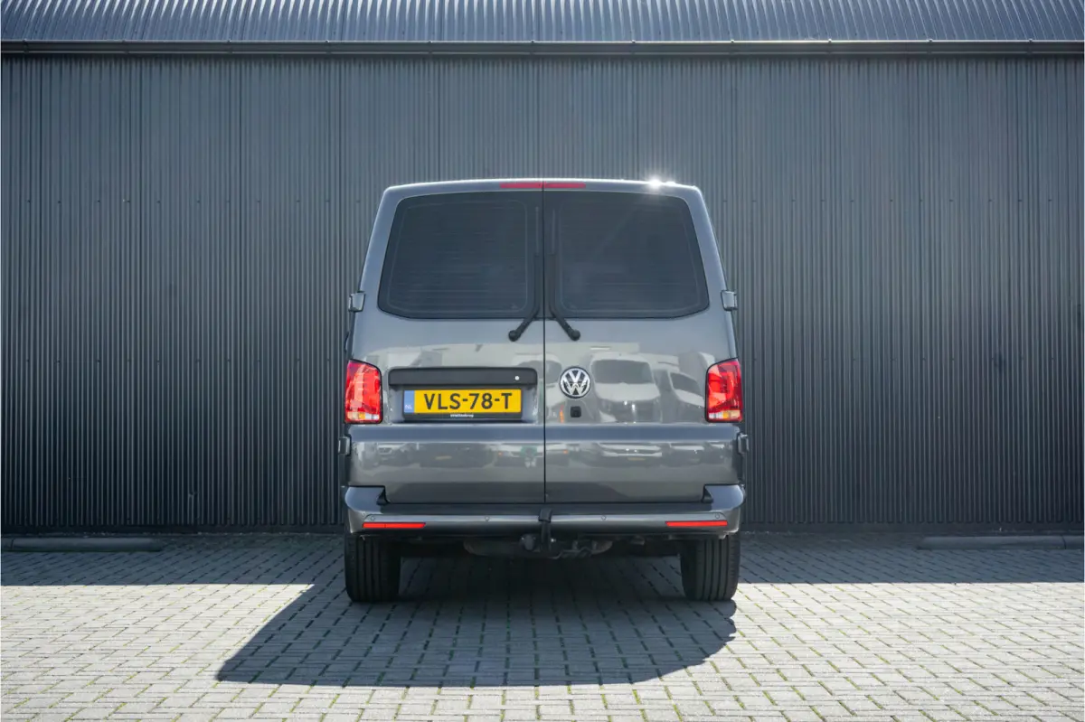 T6.1 2.0 TDI BULLI | L1H1 | 150PK | LED | Automaat | Camera | Carplay | PDC | Trekhaak