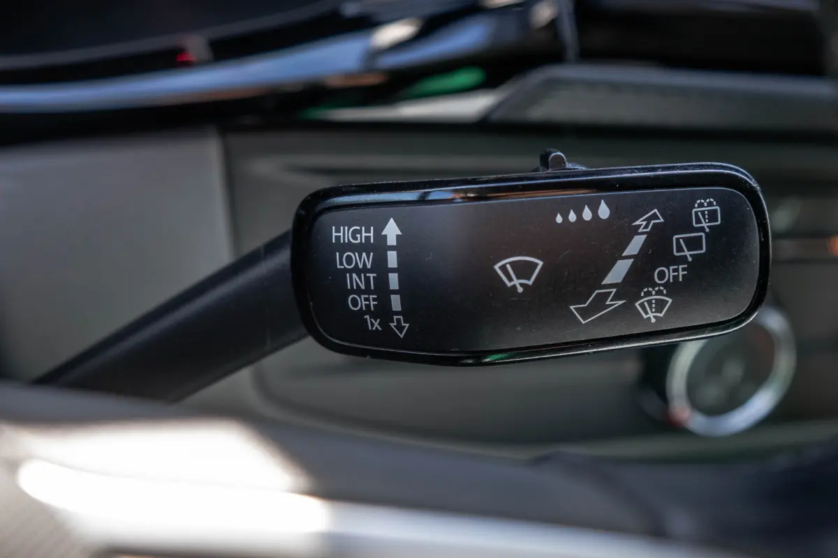 T6.1 2.0 TDI BULLI | L1H1 | 150PK | LED | Automaat | Camera | Carplay | PDC | Trekhaak