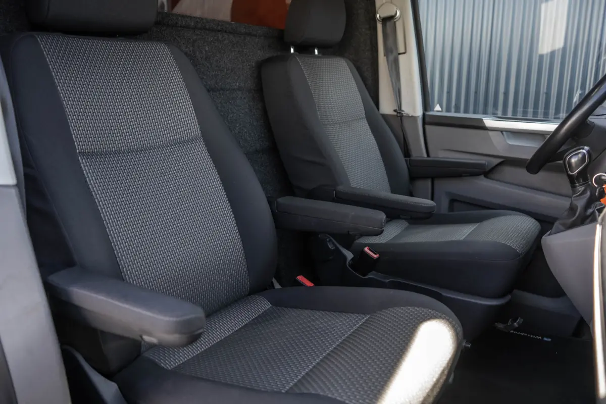 T6.1 2.0 TDI BULLI | L1H1 | 150PK | LED | Automaat | Camera | Carplay | PDC | Trekhaak