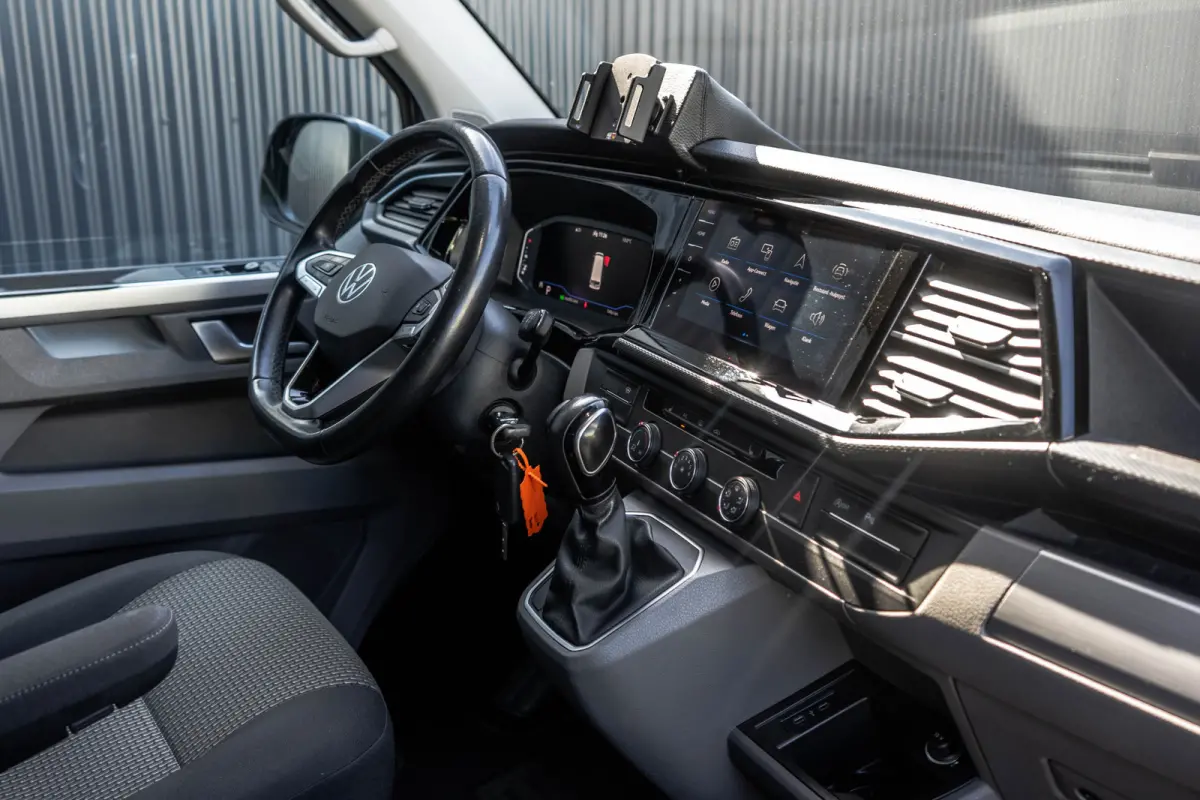 T6.1 2.0 TDI BULLI | L1H1 | 150PK | LED | Automaat | Camera | Carplay | PDC | Trekhaak