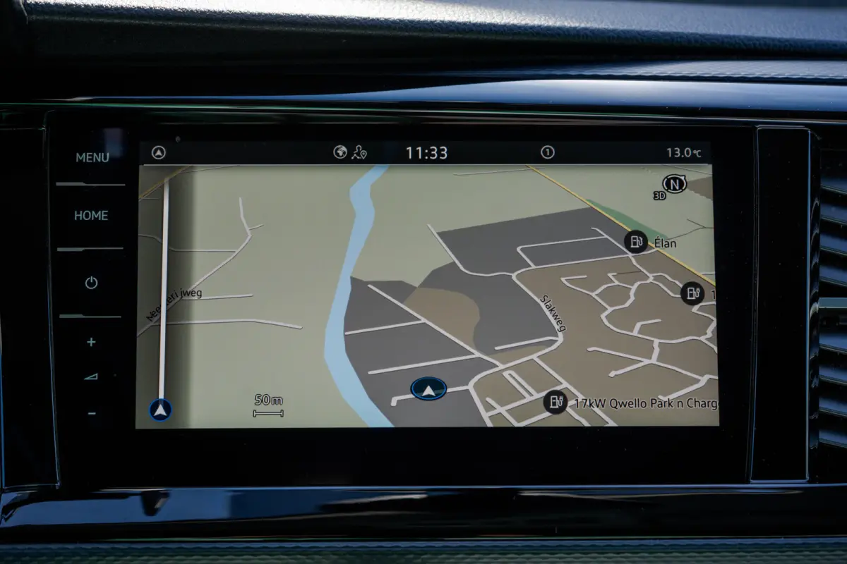 T6.1 2.0 TDI BULLI | L1H1 | 150PK | LED | Automaat | Camera | Carplay | PDC | Trekhaak